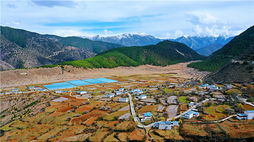 得榮縣.jpg 得榮縣.jpg